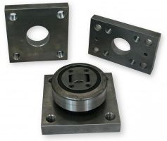 Faro mounting plate for combination bearing and radial bearing