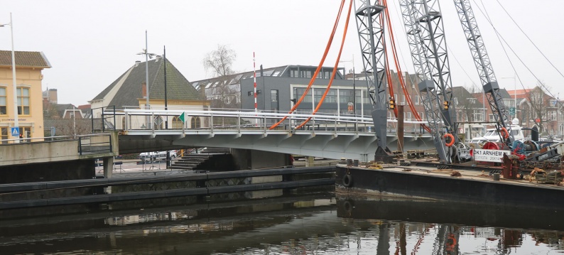 Renovation Ringers bridge Alkmaar 