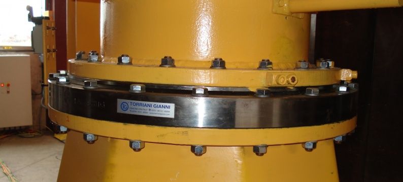 Slider 2 Torriani welding manipulator