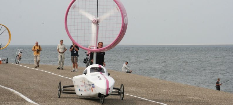 La voiture éolienne Anemo.4